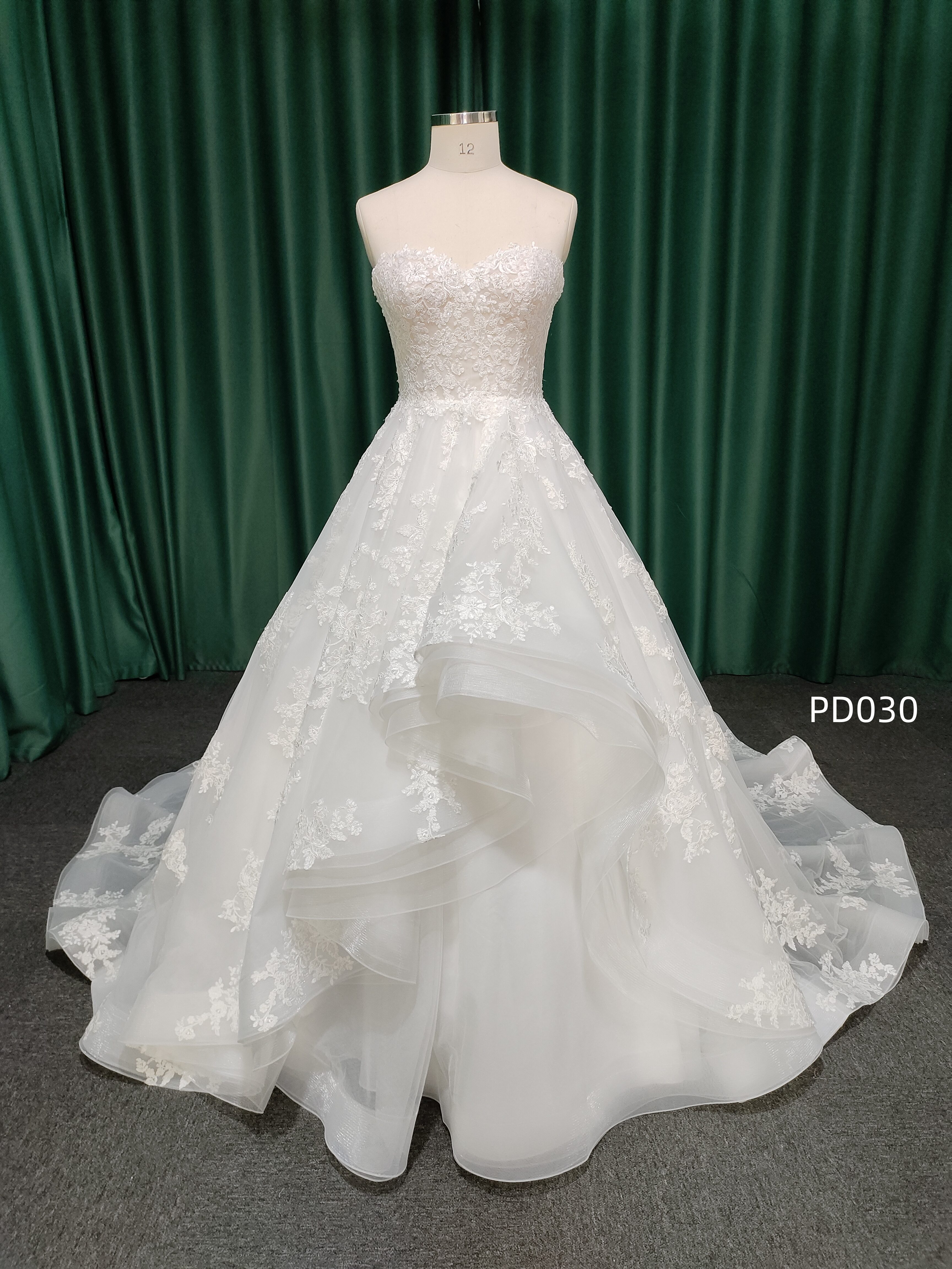 Chantilly Bridal PD030