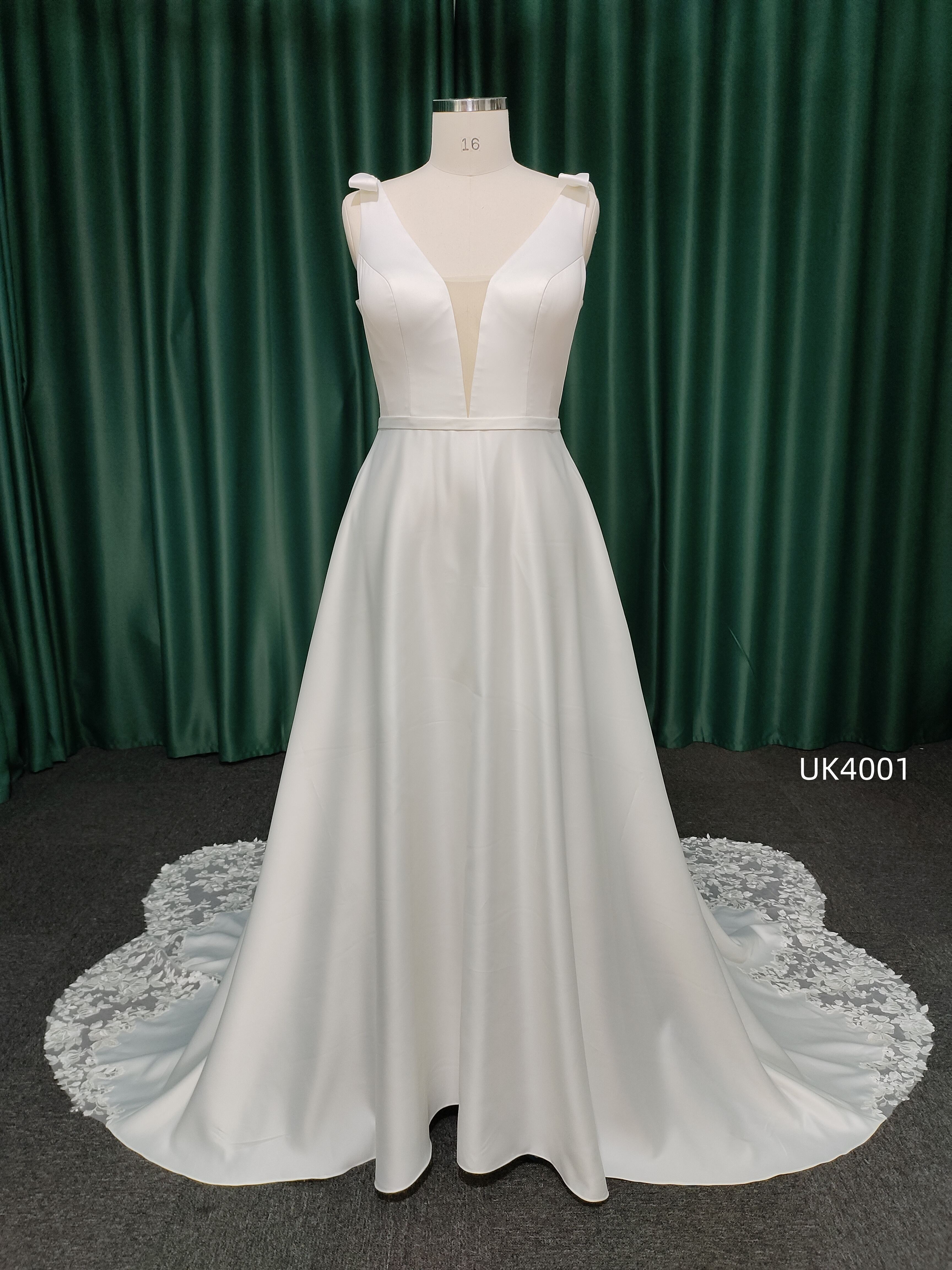 Chantilly Bridal UK4001 - 4