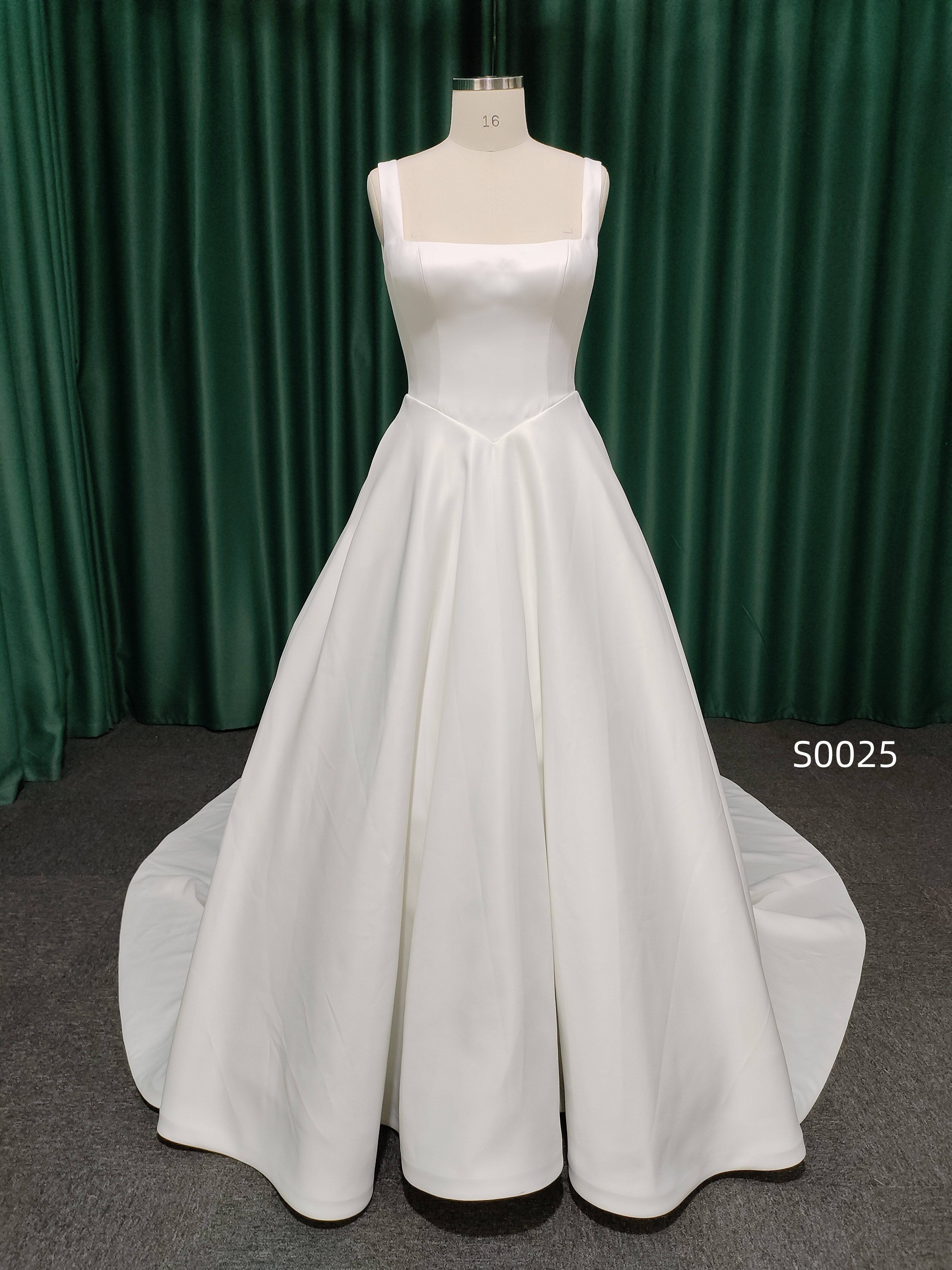 Chantilly Bridal S0025