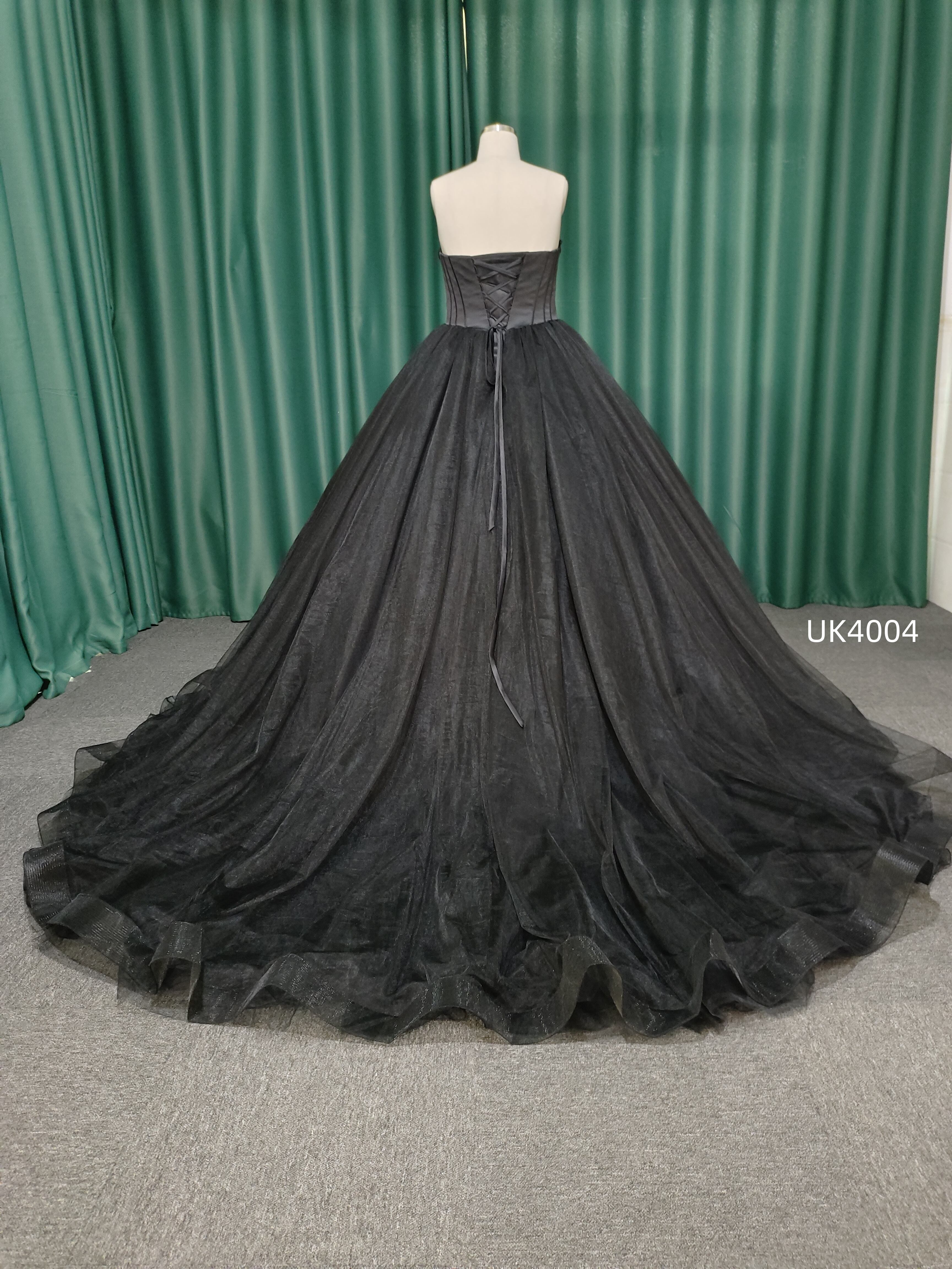 Chantilly Bridal UK4004 - 2