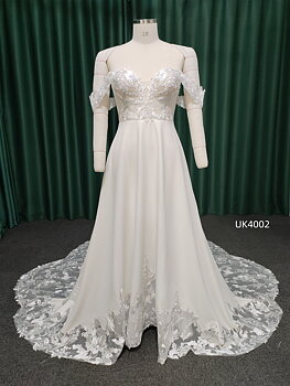 Chantilly Bridal UK4002