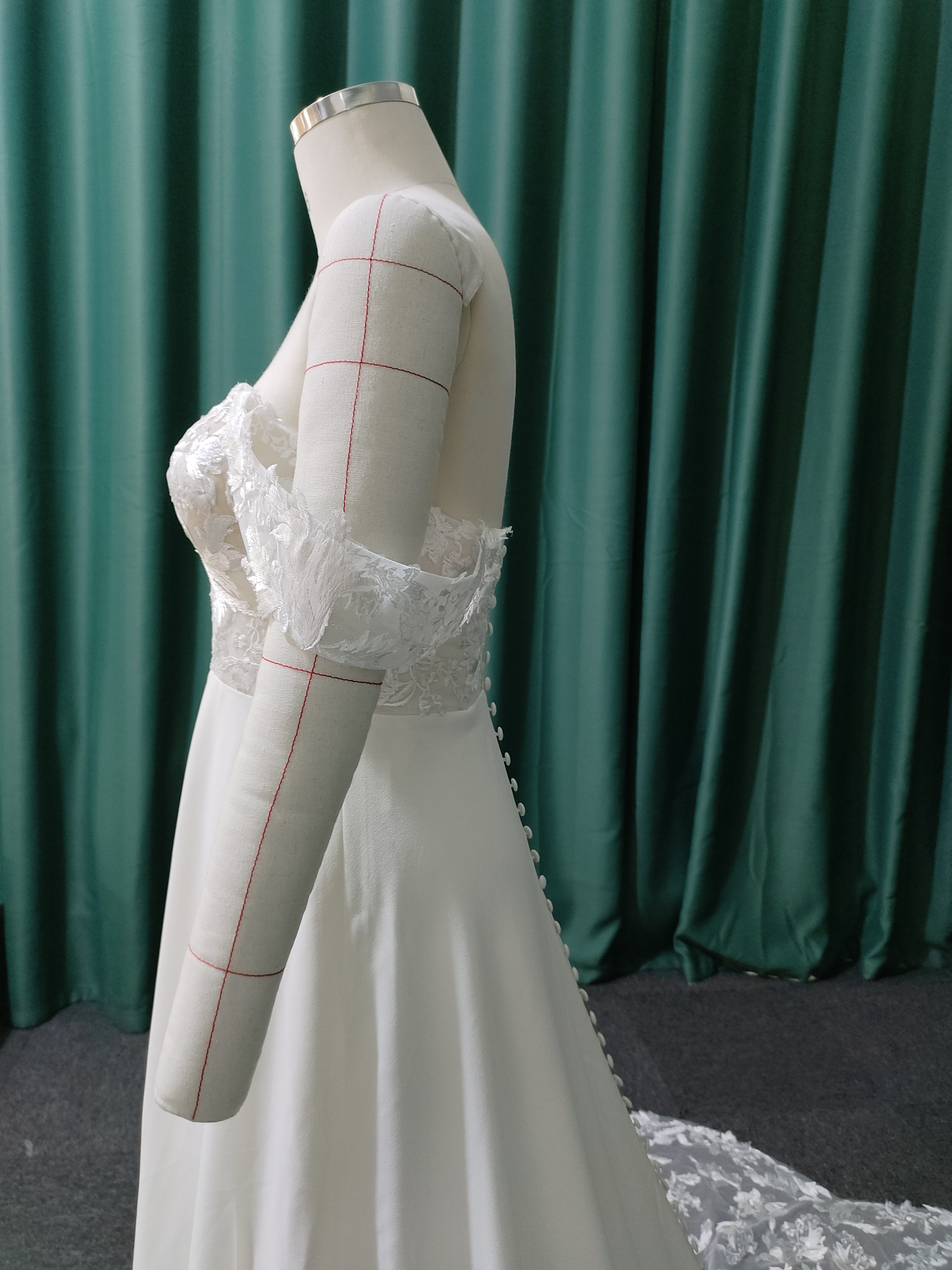 Chantilly Bridal UK4002 - 5