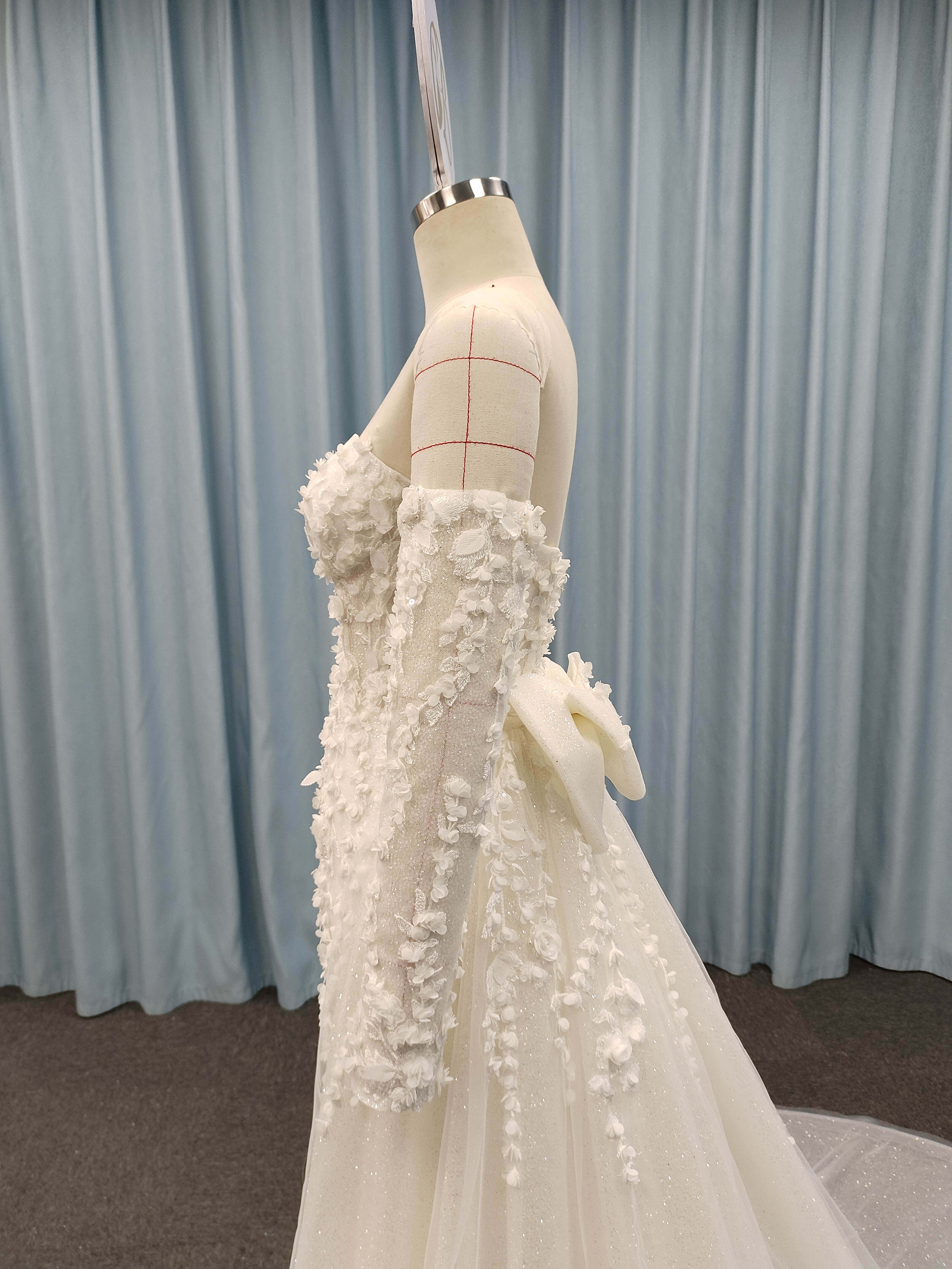 Chantilly Bridal  US2033 - 8
