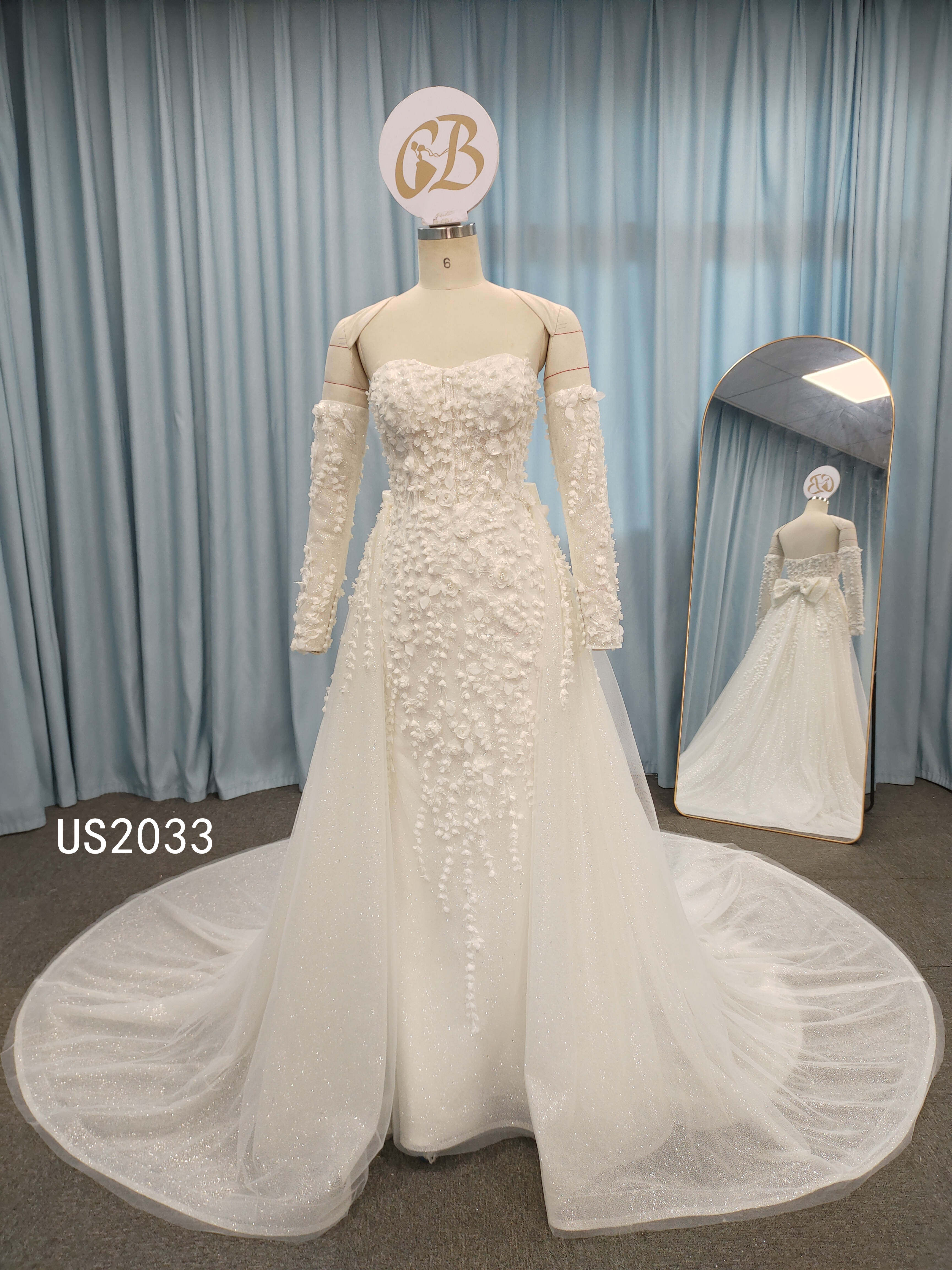 Chantilly Bridal  US2033