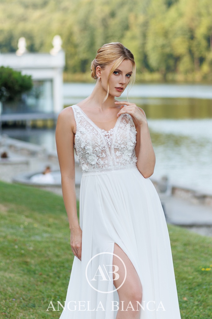 Angela Bianca 1121 - 2