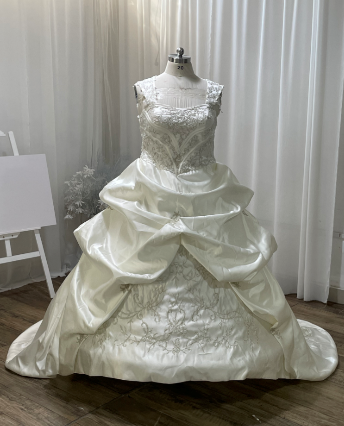 Designad av våra kunder  2022102401