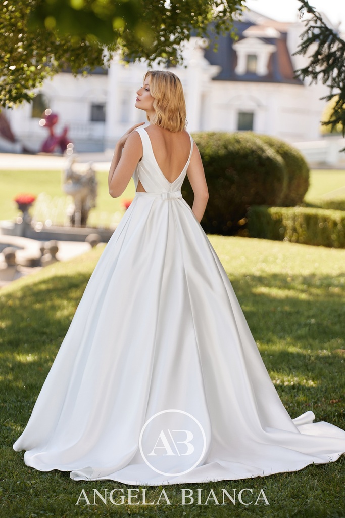 Angela Bianca 1109 - 3
