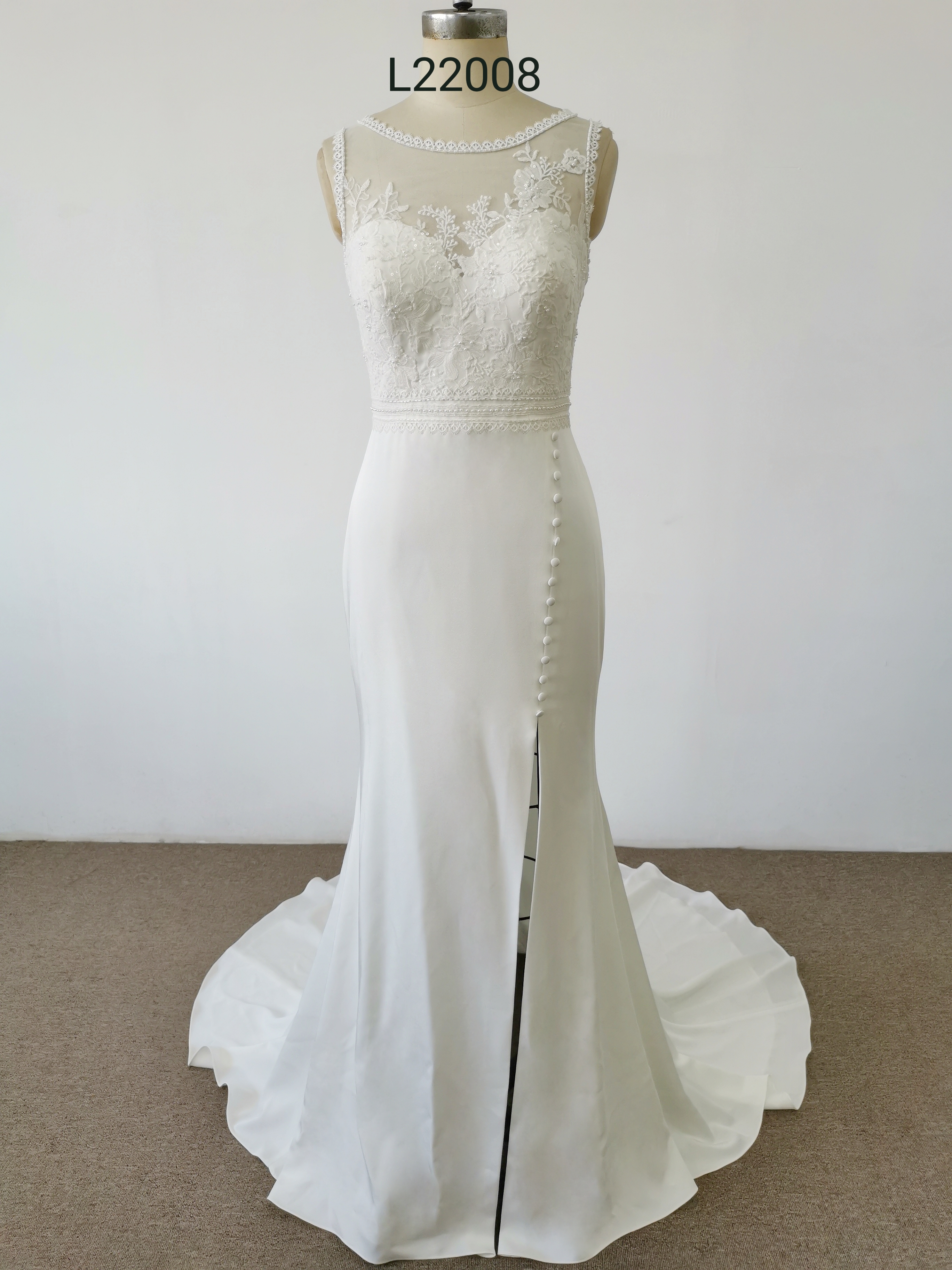 Chantilly Bridal L22008