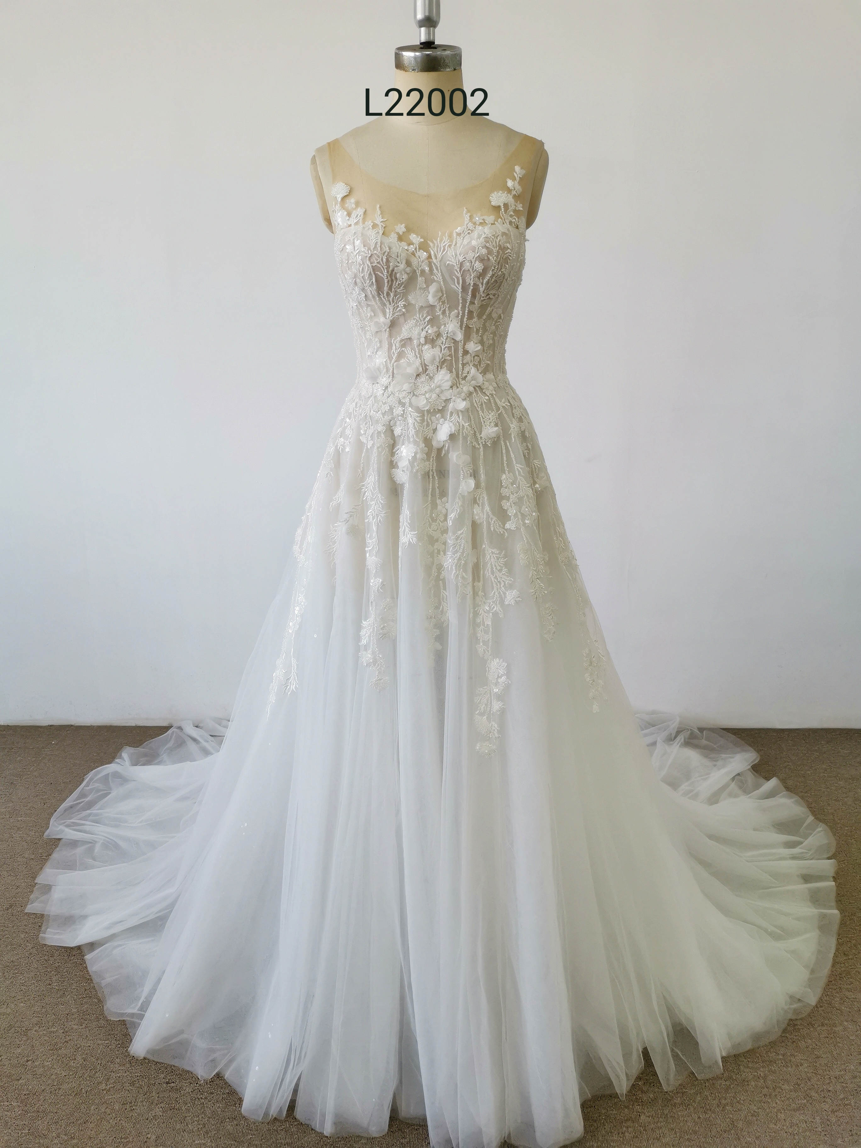 Chantilly Bridal L22002