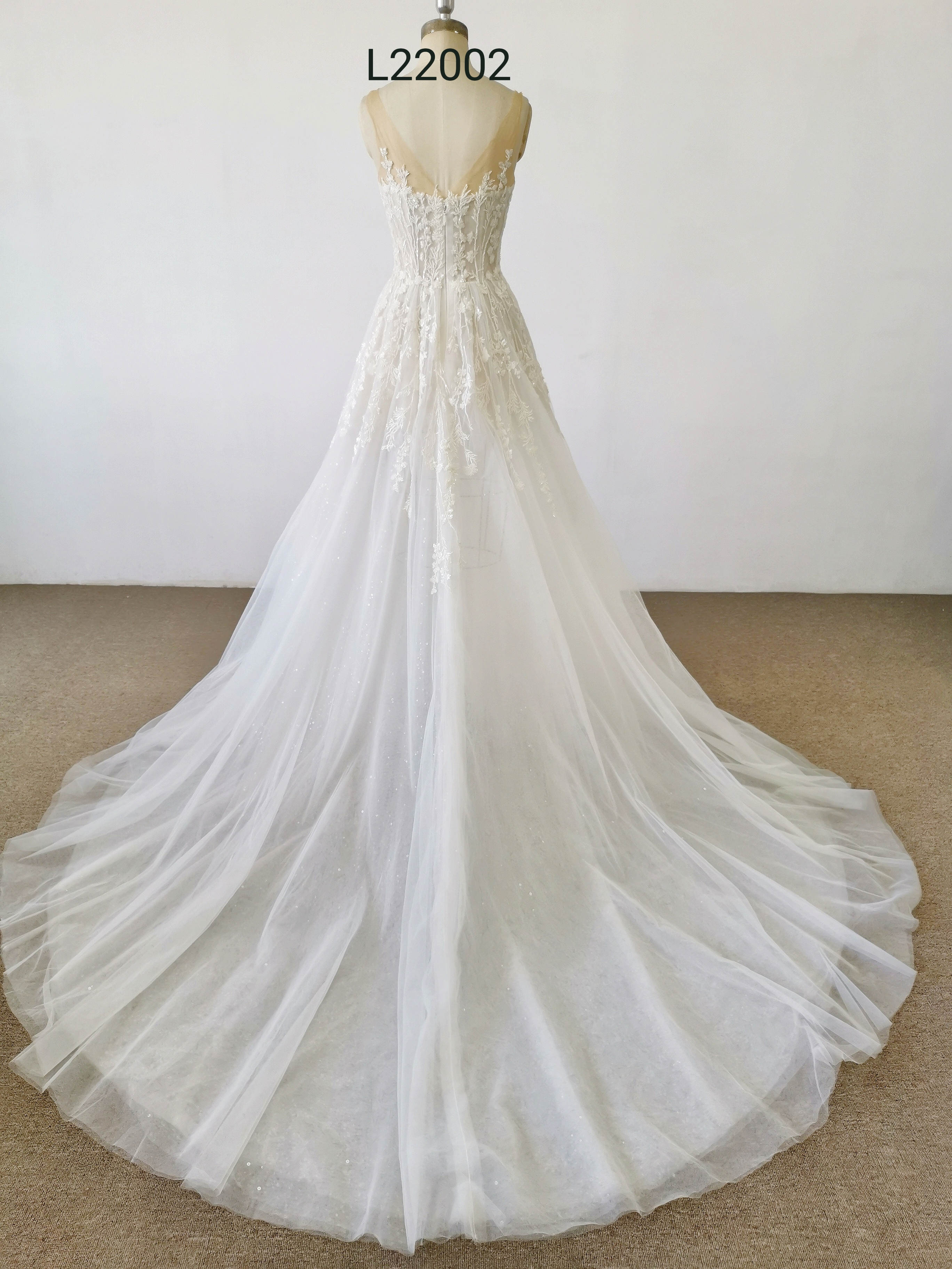 Chantilly Bridal L22002 - 2