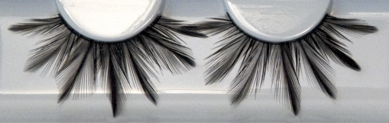 Grimas Ögonfransar / Eyelashes 152 - Svarta med fjädrar