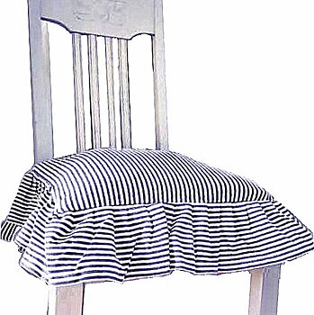 Stolsfodral med volang marinblå blå vit randigt shabby chic lantlig stil