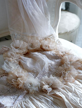 Bröllopskrans stor Vintage tyll pärlor Jeanne dárc living shabby chic lantlig stil