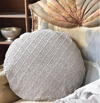 Kuddfodral Jeanne d´Arc Living handvirkat romantiskt shabby chic lantlig stil Gårdsromantik