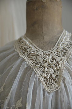 Romantisk krage spets vintage choice 2 sorter Jeanne darc Living shabby chic lantlig stil