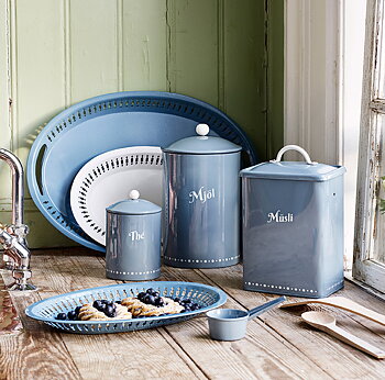 Gammaldags plåtburk Kakor blå emalj vit knopp retro lantlig stil shabby chic lantstil