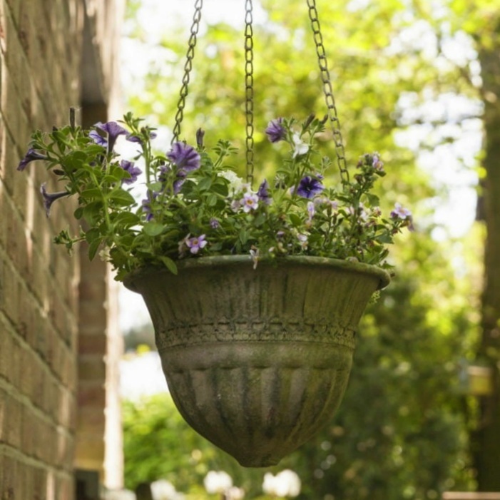 Ampel stor antik plåt ornament blomampel shabby chic lantlig stil Gårdsromantik