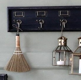 Sopborste handkvast liten i naturstrå Lantlig Romantik shabby chic gårdsromantik