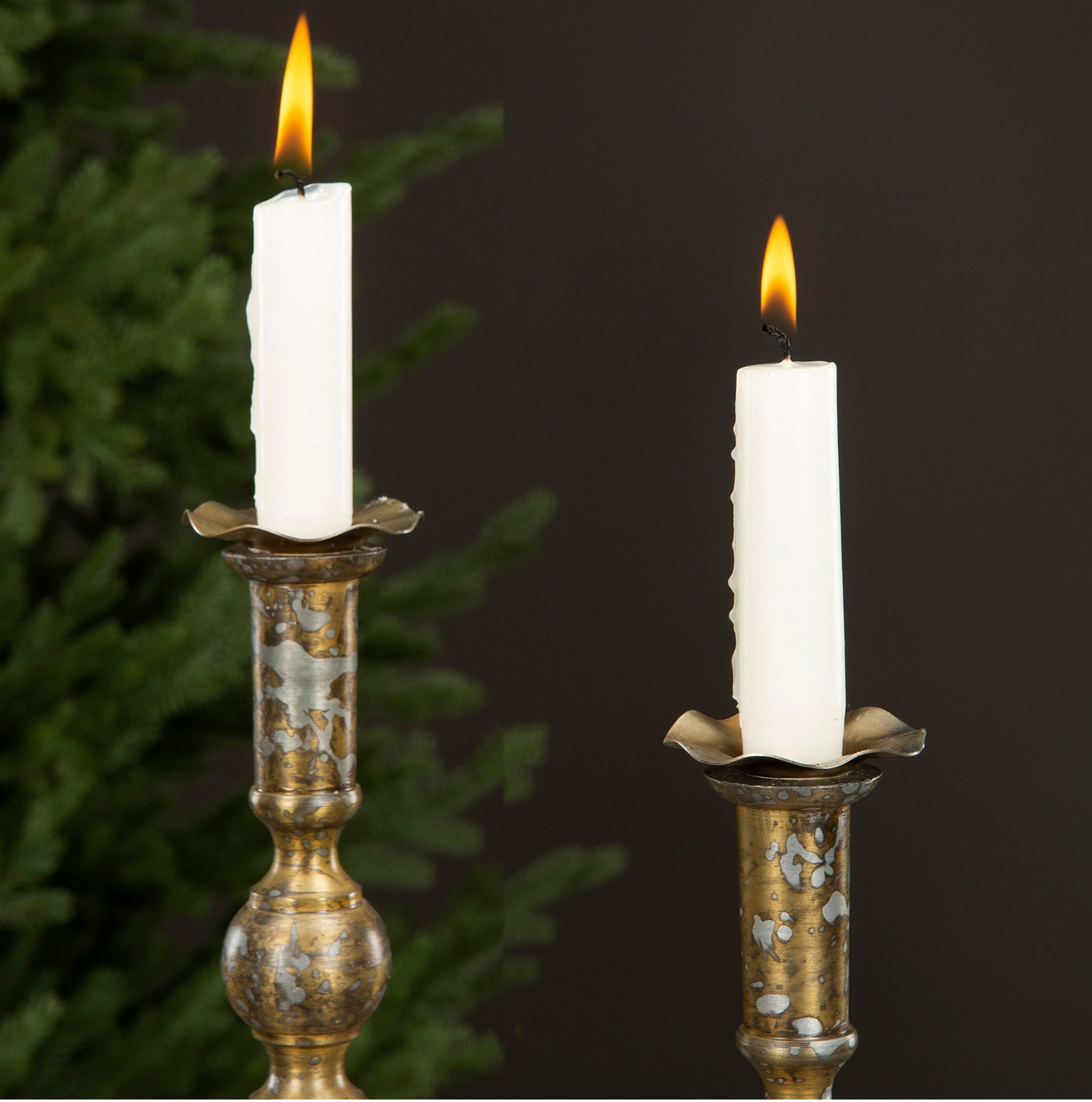 Ljusmanschett vågad metall antik mässing lantlig stil gårdsromantik