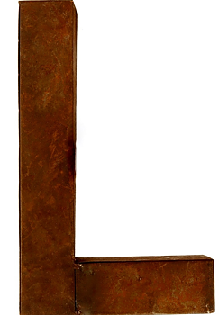L - rostig bokstav i plåt 30 / 50cm