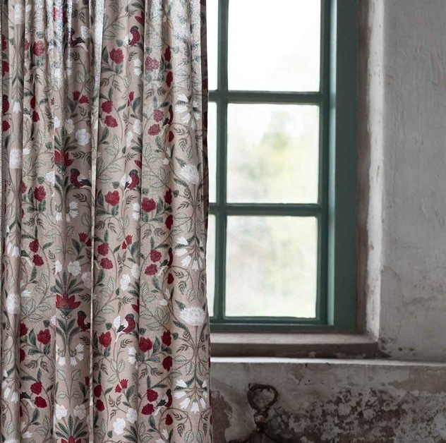 Gardinlängder 2 st Gammalsvensk Röd beige lantlig stil Gårdsromantik - 2