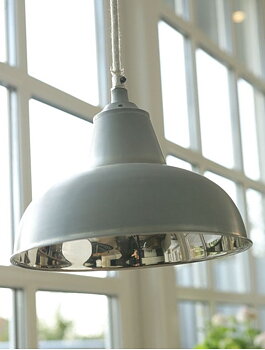 Industrilampa zinkgrå silver Bloomingville shabby chic lantlig stil