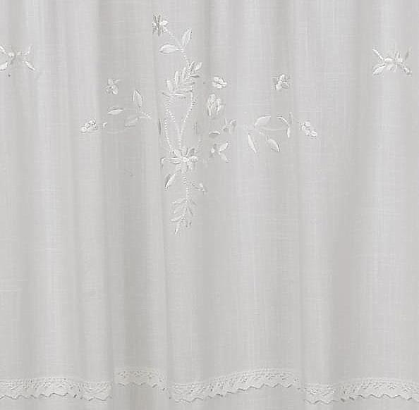 Gardinlängder vit broderade vita blommor spets shabby chic lantlig stil Gårdsromantik
