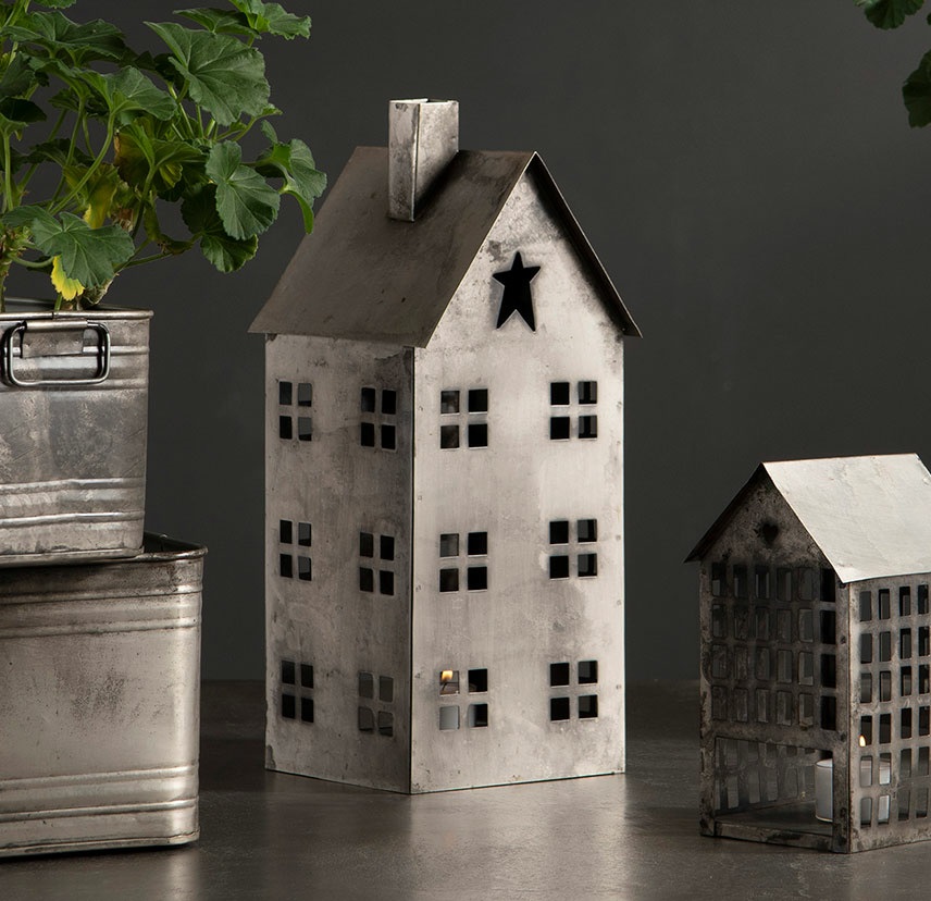Stort hus i zink shabby chic lantlig stil Gårdsromantik