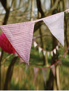 Vimplar vimpelslinga rosa 4,5 m 15 flaggor shabby chic lantlig stil