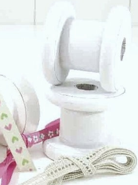 Stor trådrulle i trä