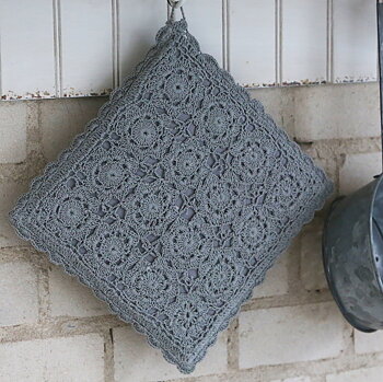 Grytlapp handvirkad grå chic antique shabby chic lantlig stil