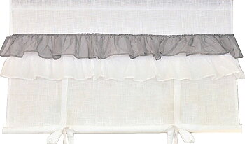 Hissgardin vit med volanger shabby chic lantlig stil