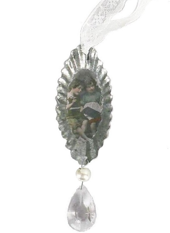 Gammaldags julpynt pynt prisma zink spetsband shabby chic lantlig stil