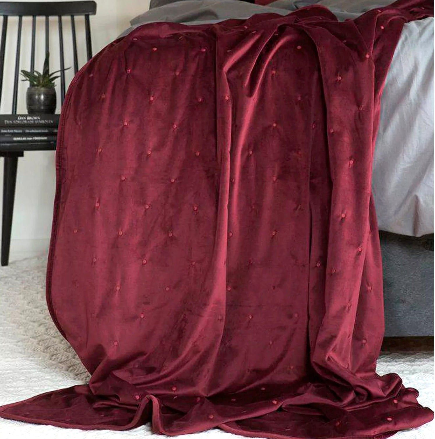 Pläd Hotellöverkast Velvet röd sammet broderad Art deco  shabby chic lantlig stil Gårdsromantik