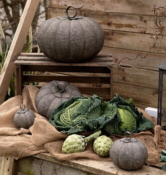 Pumpa dekoration mellan antik metall shabby chic lantlig stil Gårdsromantik