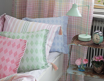 Kuddfodral rips Ditte ljusblå Underbara Claras favorit Nyblom Kollén shabby chic lantlig stil