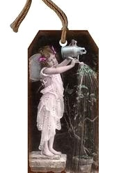 Viktoriansk flicka med vattenkanna liten metall tag handgjord romantisk skylt shabby chic lantlig stil 