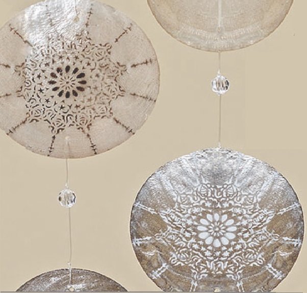 Snäckskal dekorativt hänge shabby chic lantlig stil
