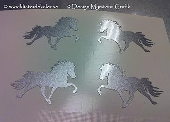 Miniatyrer 4-pack Töltande Islandshäst