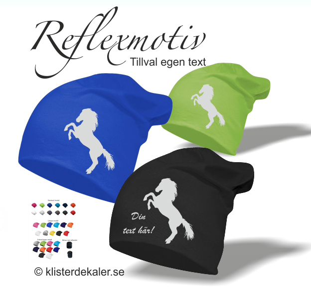 Mössa, reflextryck. Stegande häst, egen text som tillval.