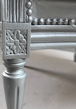 Silver - PAINTING THE PAST - Environment