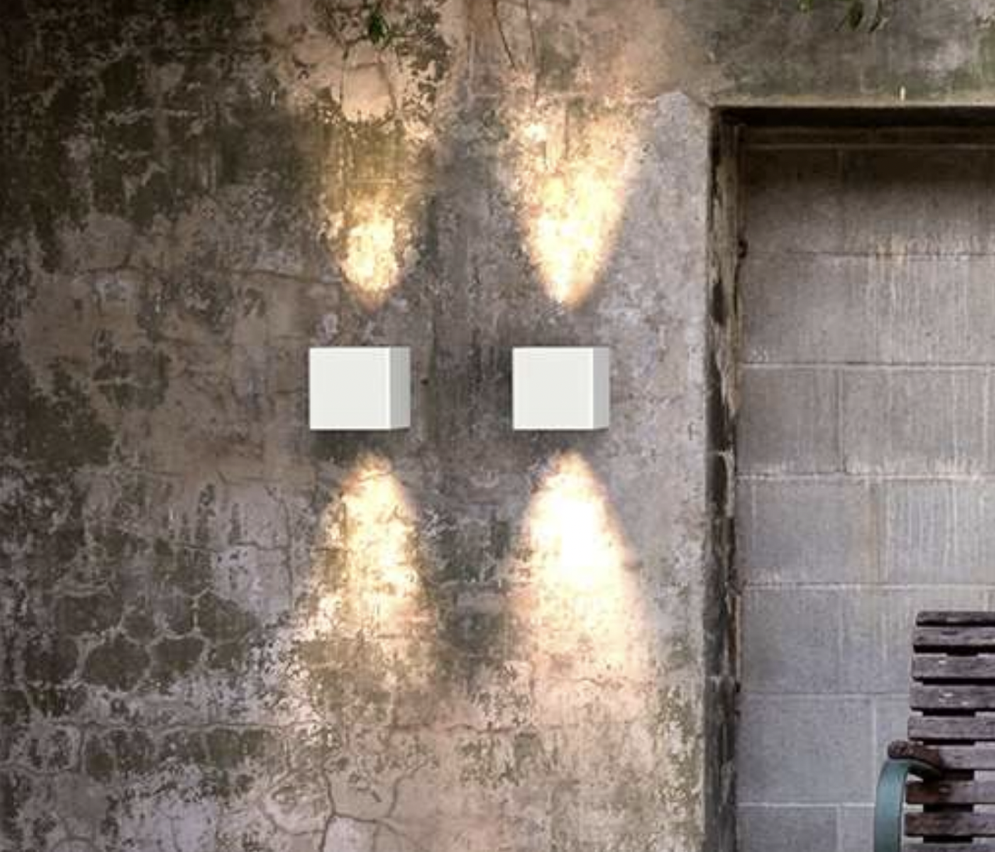 Aluminum garden lighting - CUBIQ 100 mm, White Facade lamp