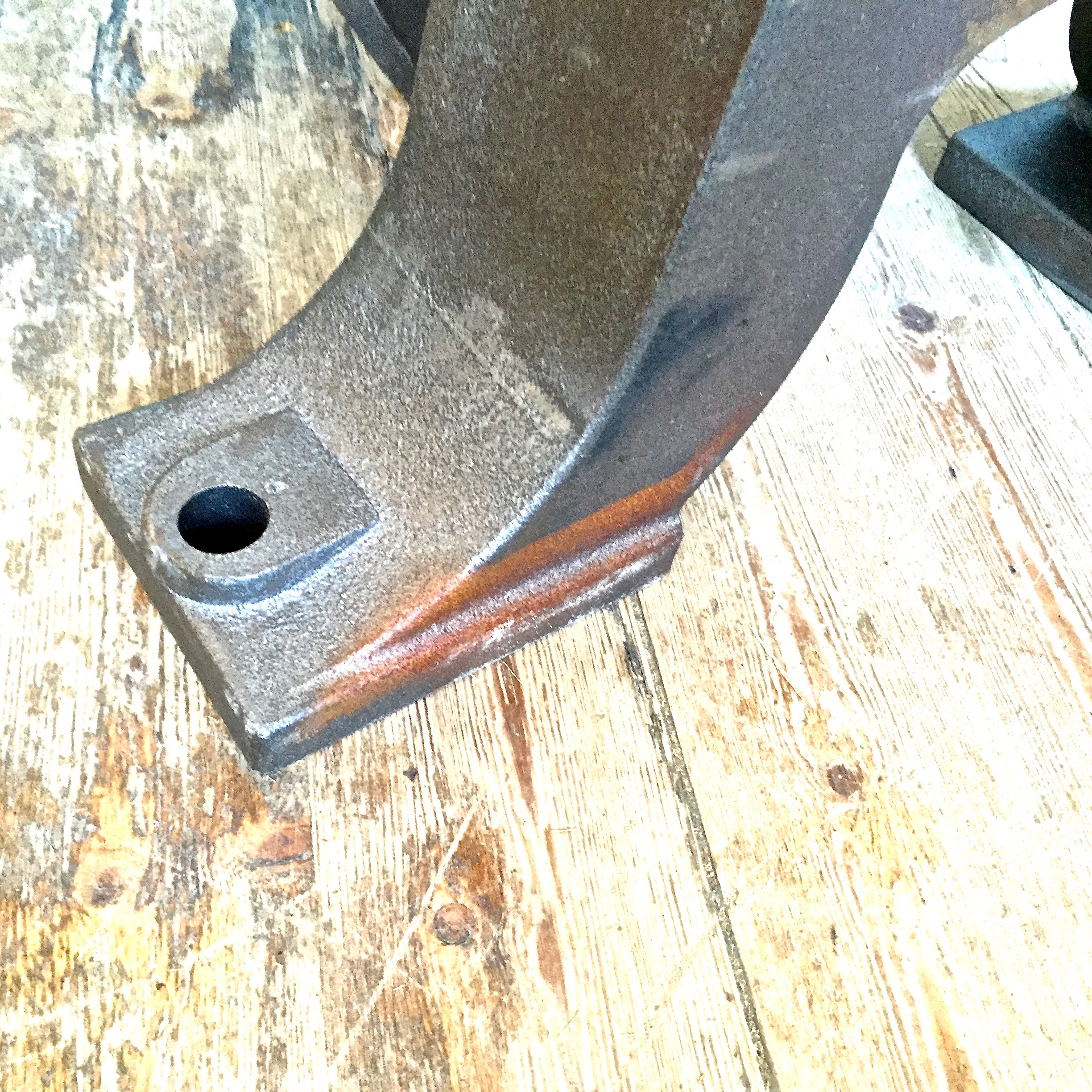 Gjutjärn Bordsunderrede Type F2 - 3