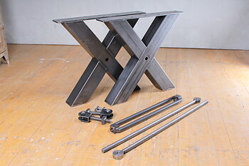 Bordsunderrede - Cross + industriell vantskruv