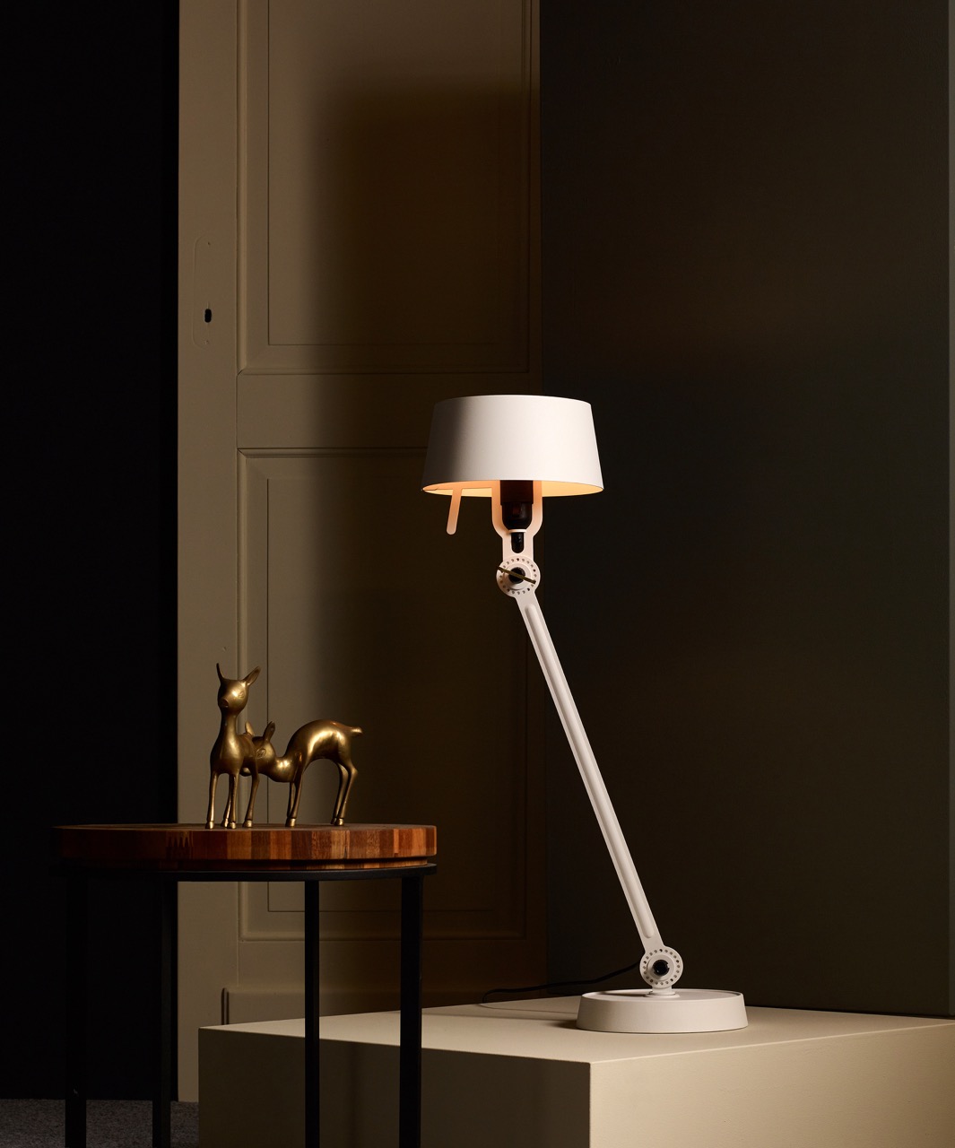 TONONE - BOLT TABLE STANDARD - LIGHTNING WHITE