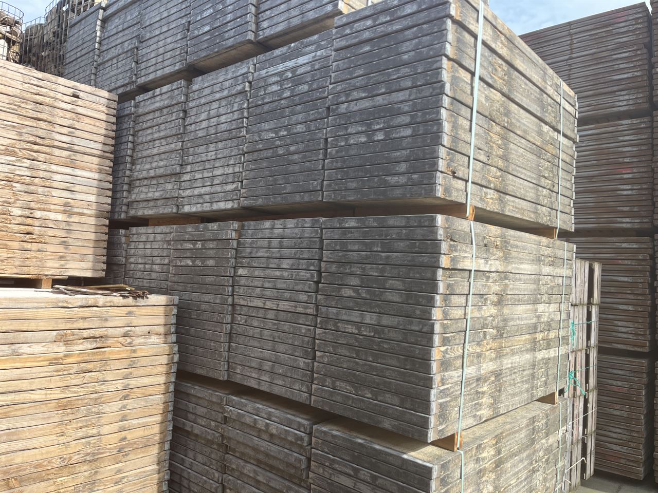 Larch Tabletop "Stone Factory" 140 cm x 60 cm x 5 cm - 2