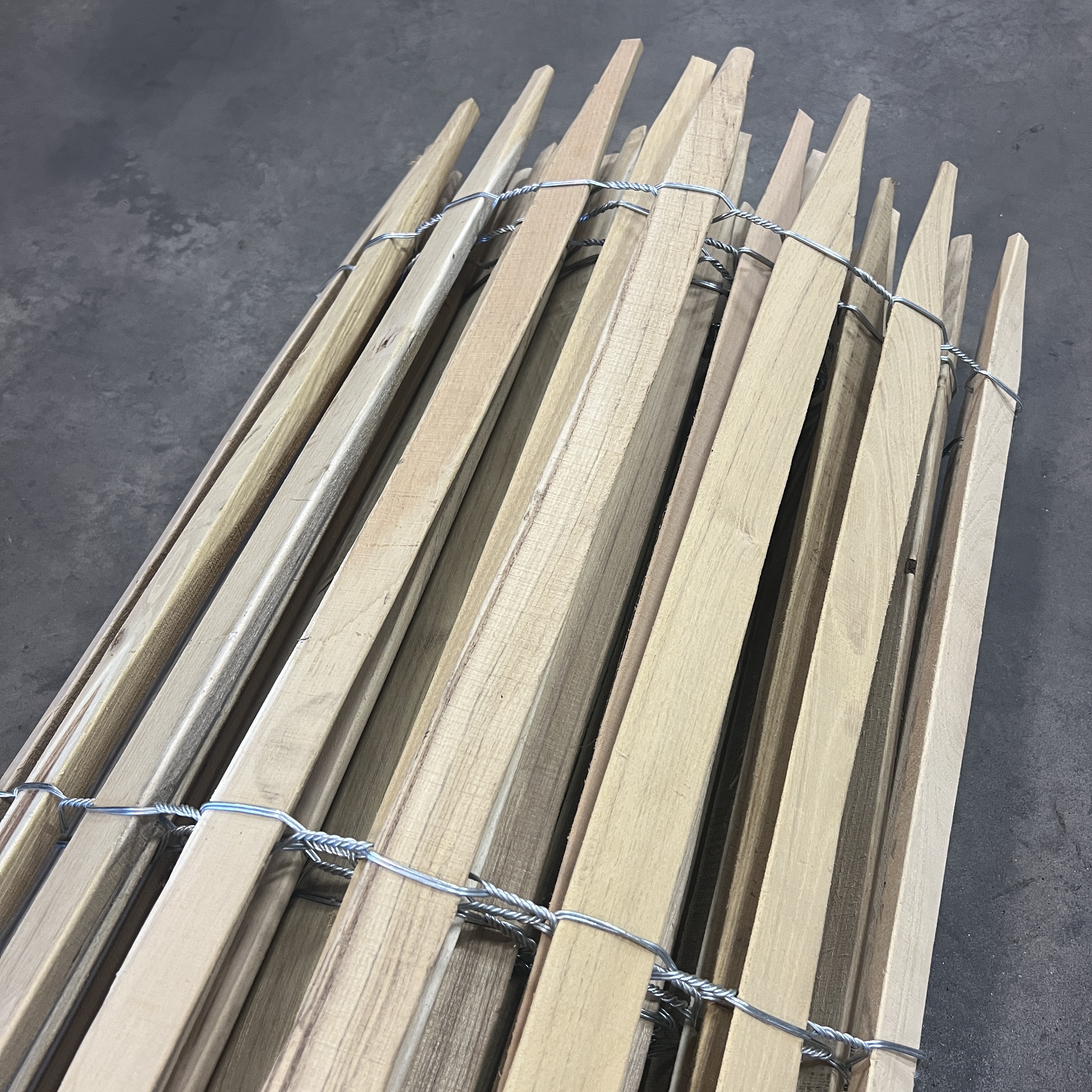 Robiniastaket  - Tätt spälavstånd 4-5 cm,  höjd 120 cm, längd 5 meter - 5