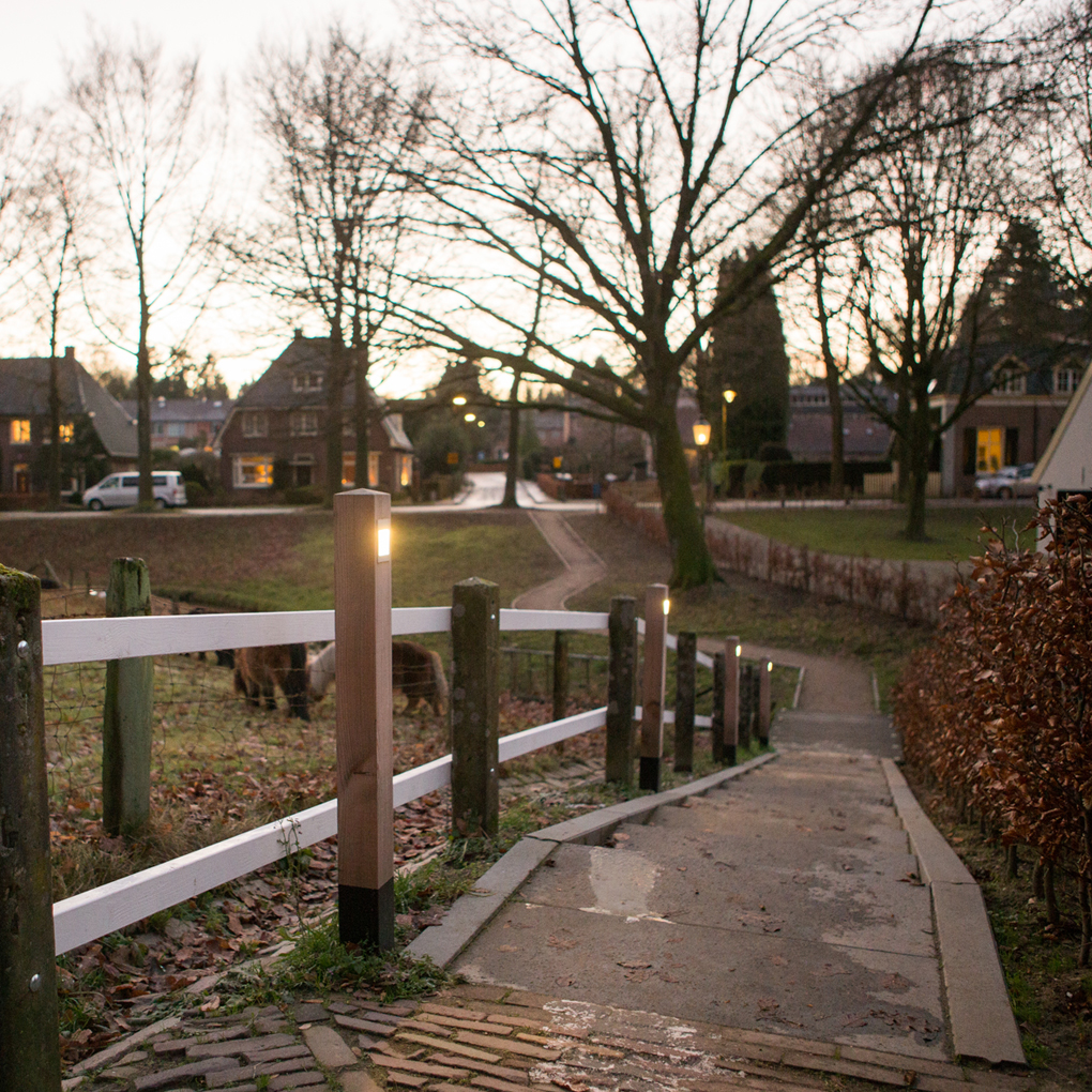 Gångbelysning TORRE  Timberlab - Belysning i trä
