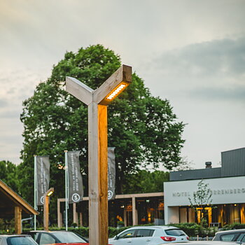 Gatubelysning STERRENBERG  Timberlab  - Tillverkad i massiv trä