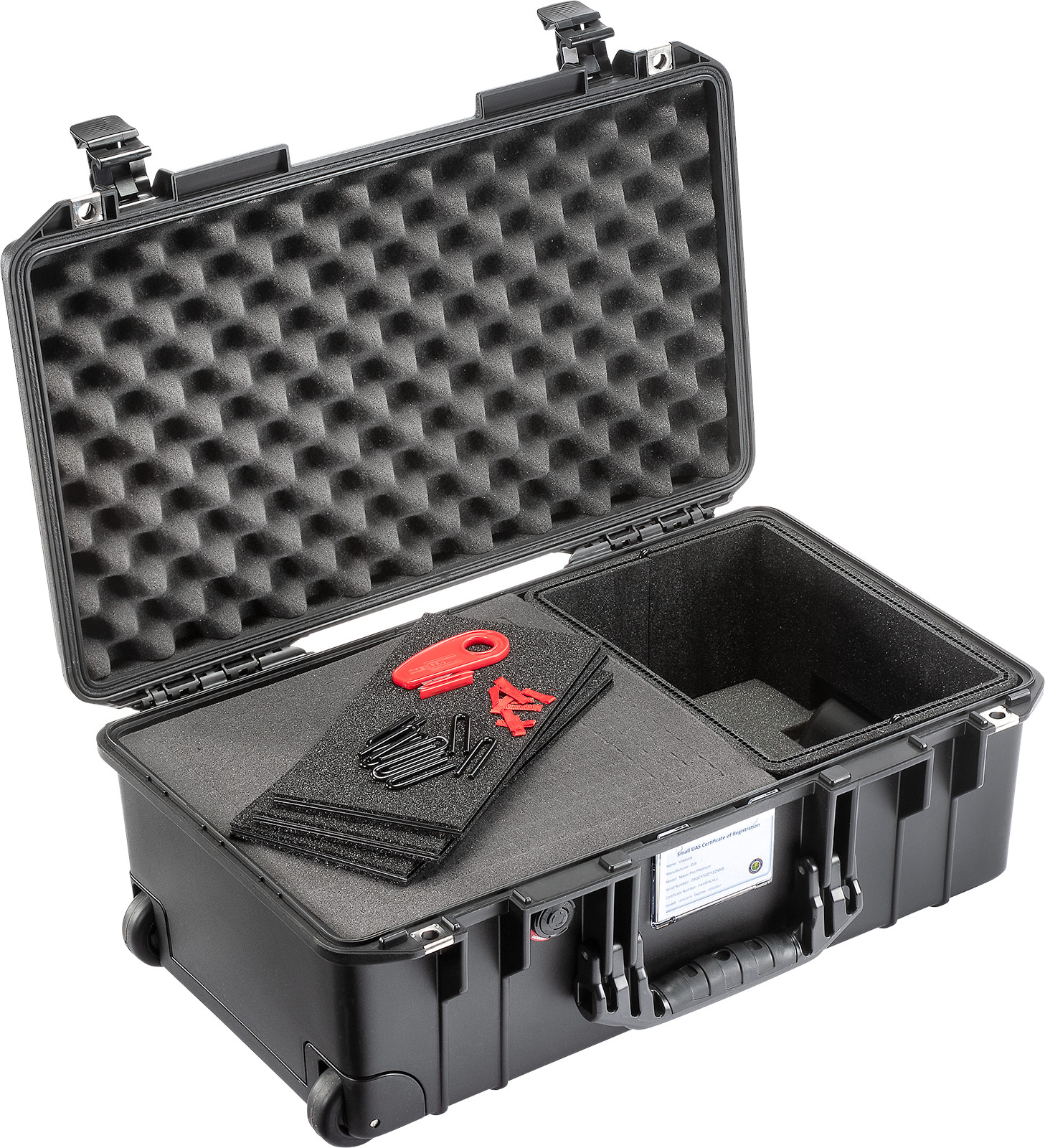 Peli 1535 Air Carry-On  (51.8 x 28.4 x 18.3 cm) - 4